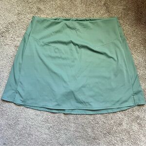 Women’s athletic skort